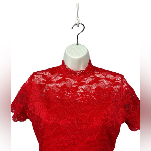 Guess Los Angeles, Shayna Knit Blouse - Red Lace - Size S - Picture 4 of 10